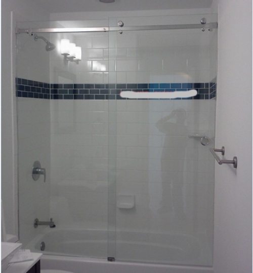 Vách ngăn kính cường lực bồn tắm